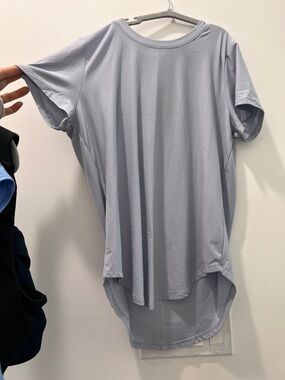 New beyond yoga XS tee shirt High-Low Tunic Tee in blue
